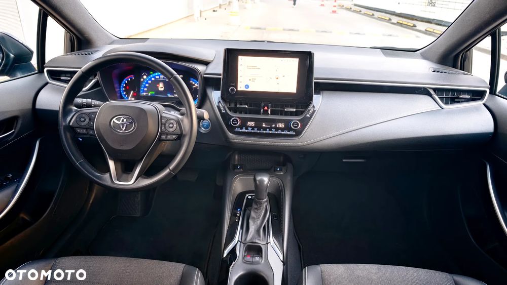 Toyota Corolla 1.8 Hybrid Comfort - 26