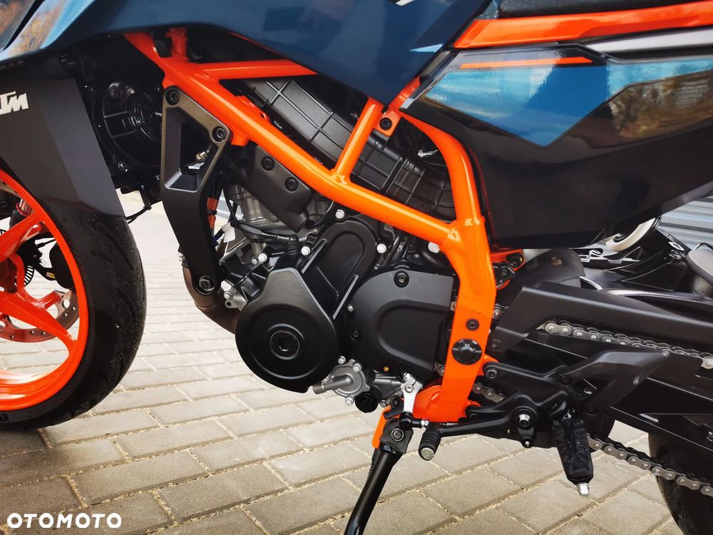 KTM Duke - 21