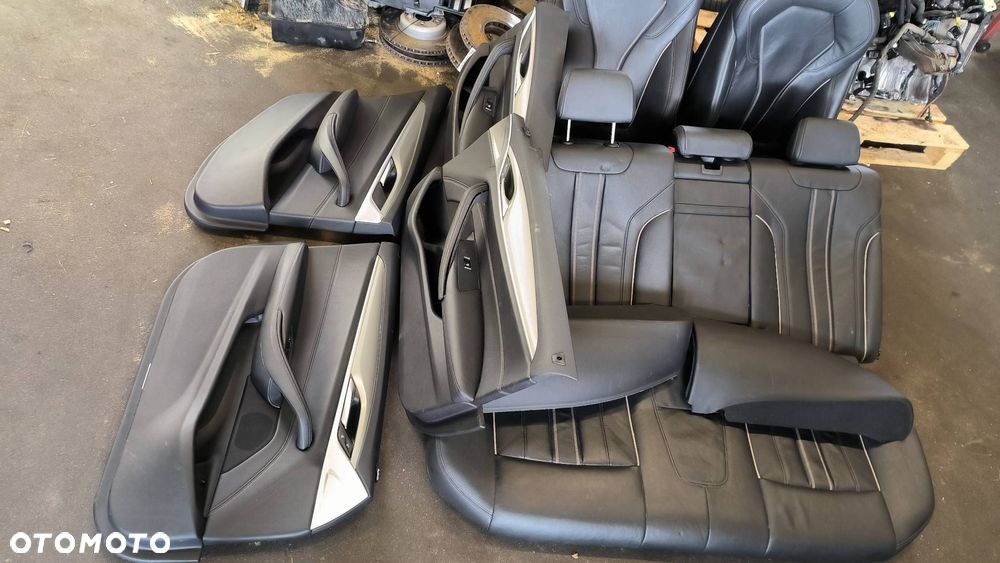 FOTELE KANAPY BMW 5 530D G30 - 3