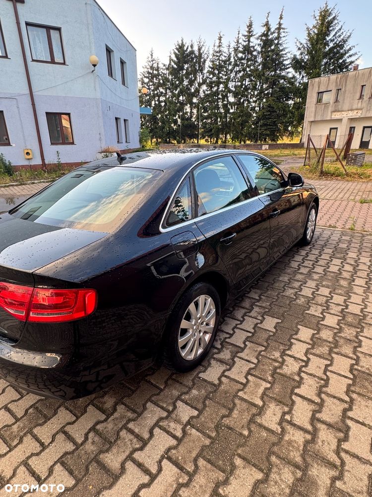Audi A4 Limousine - 7