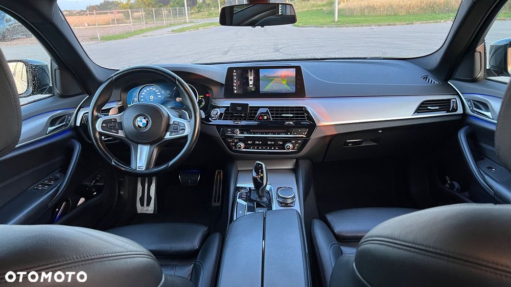 BMW Seria 5 520d xDrive M Sport sport - 7