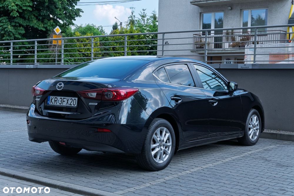 Mazda 3 - 4