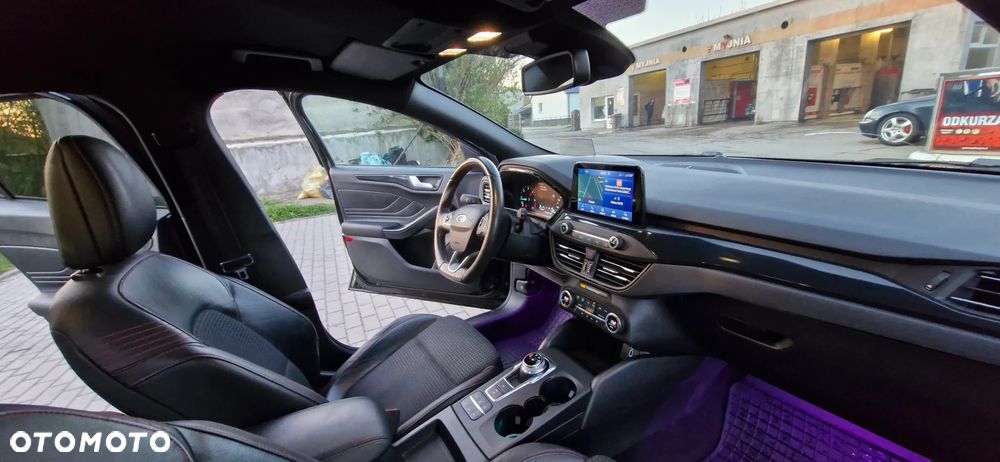 Ford Focus 2.0 EcoBlue ST-Line X - 21
