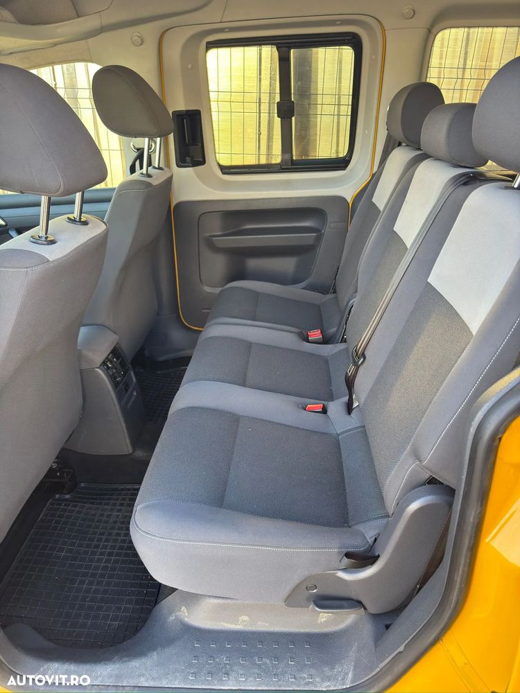 Volkswagen Caddy 1.6 TDI Comfortline - 12