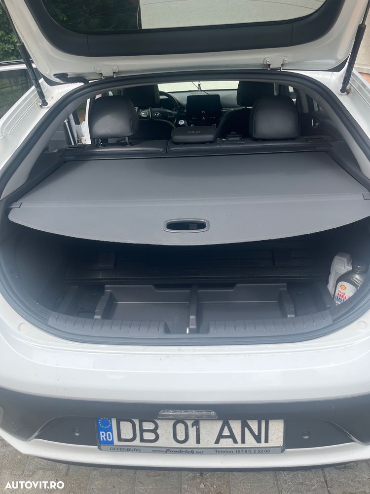 Hyundai IONIQ 141CP Exclusive - 16
