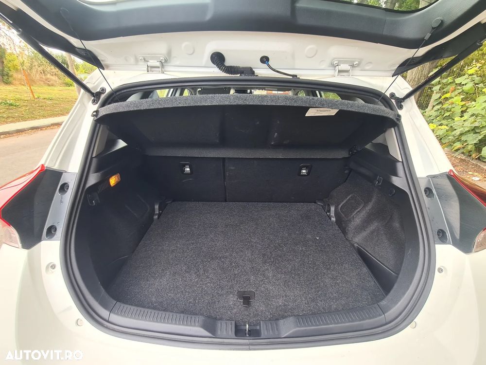 Toyota Auris 1.2 L Turbo Luna - 15