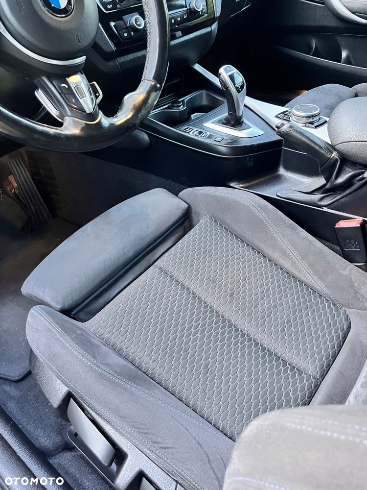 BMW Seria 2 220d M Sport sport - 11