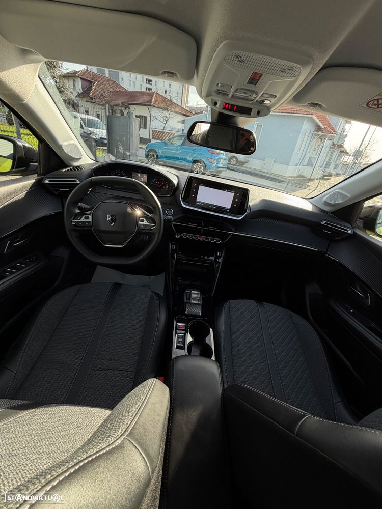 Peugeot e-208 50 kWh SE Style - 17