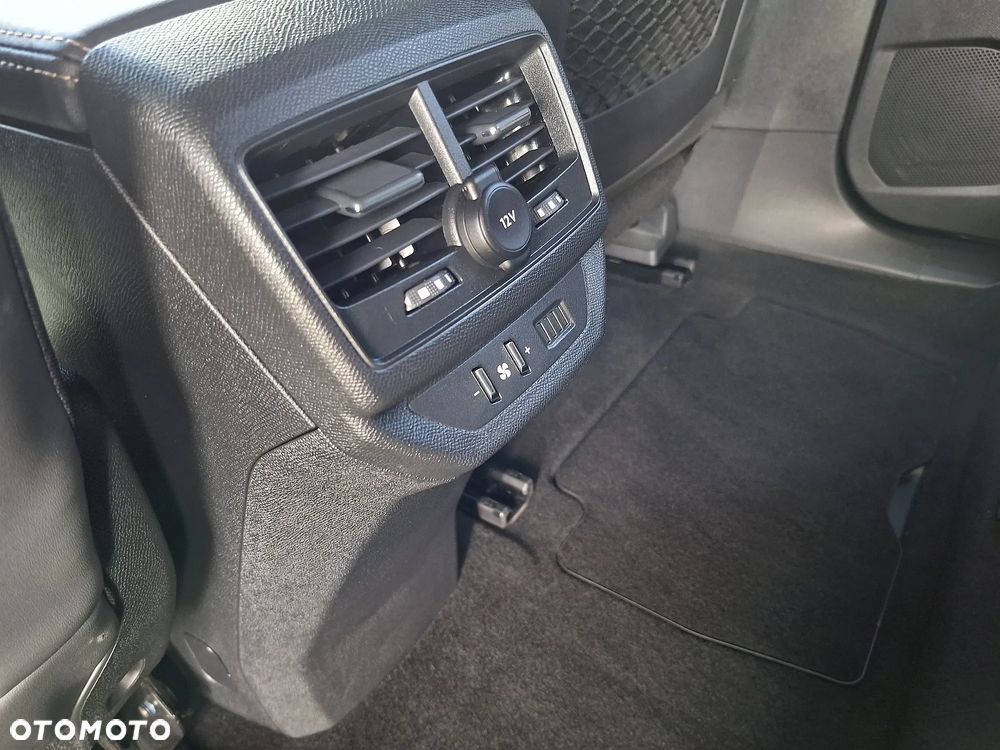 Peugeot 5008 - 22
