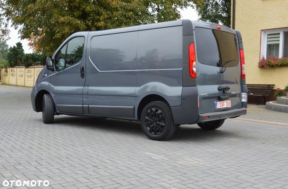 Opel Vivaro 2014 photo 5