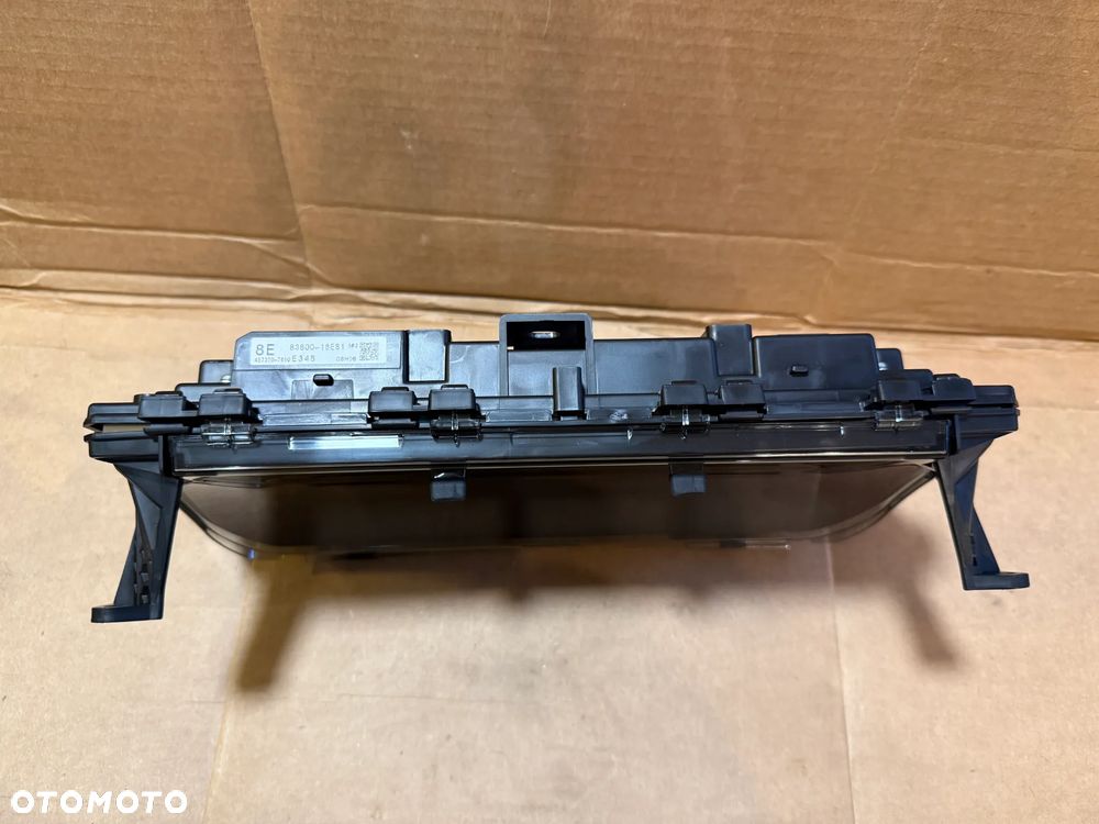 Licznik 83800-16E81 Toyota Corolla Cross 2025r 1.8 hyb OE - 2