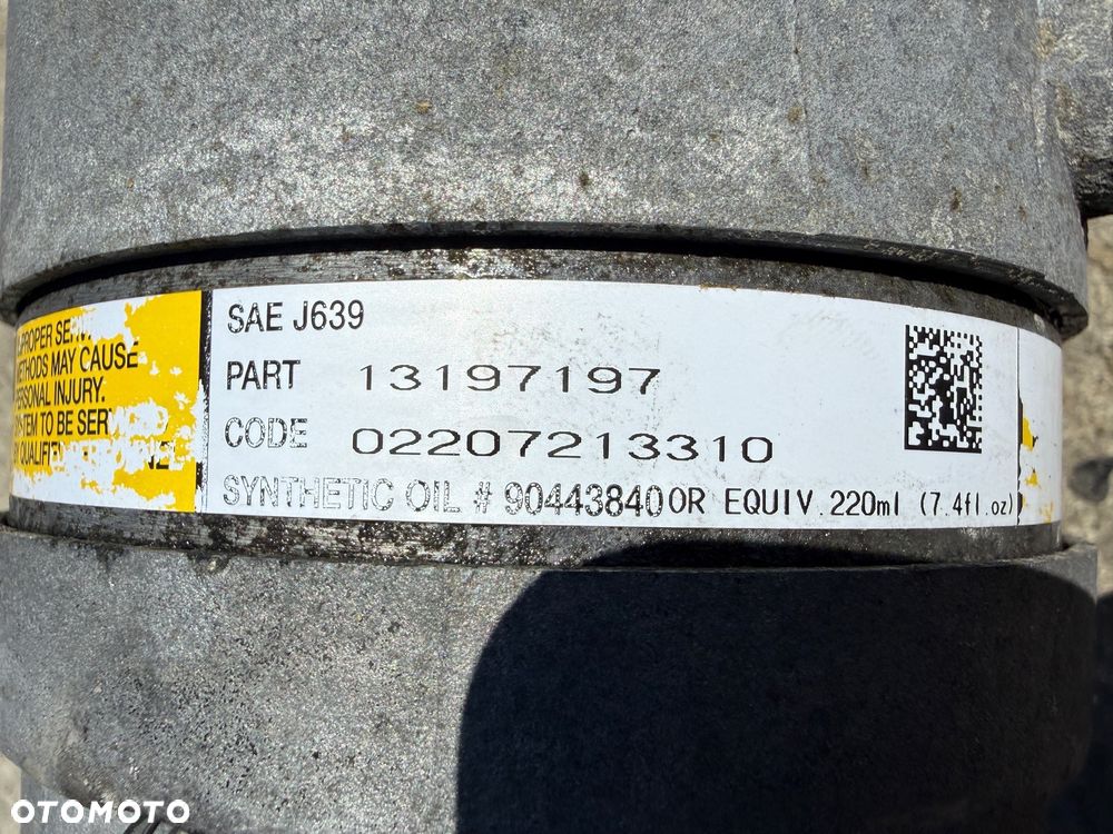 OPEL VECTRA C SIGNUM  Sprężarka kompresor klimatyzacji klimy 13197197 1.9 CDTI - 4