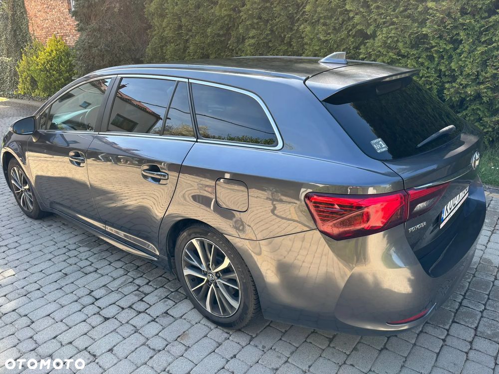 Toyota Avensis 1.8 Prestige - 2