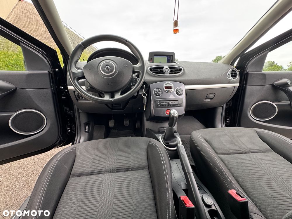 Renault Clio 1.2 TCE Authentique - 32