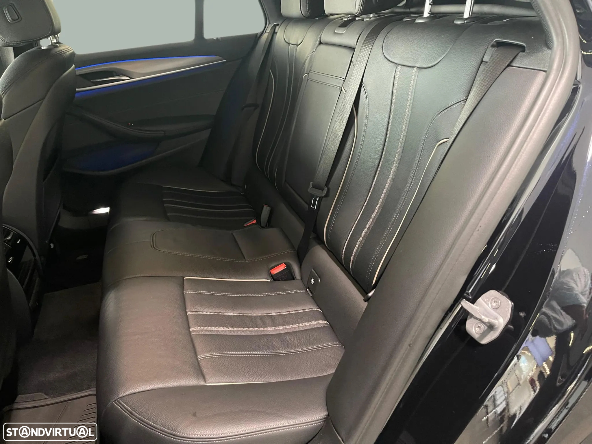 BMW 530 d Pack M Auto - 9