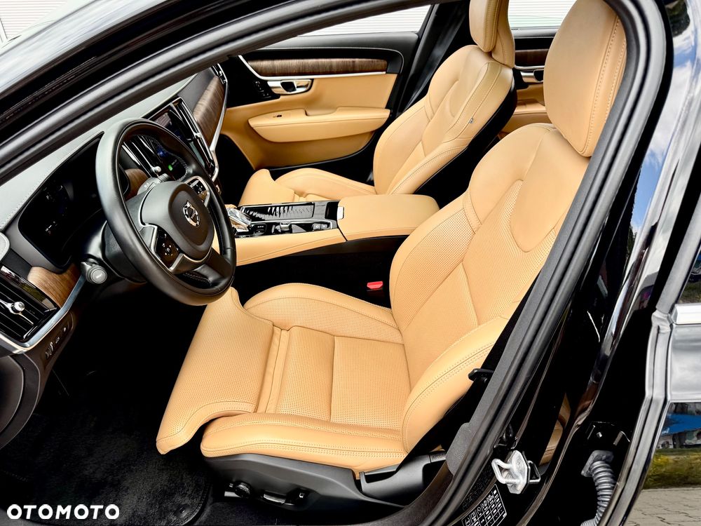 Volvo S90 T8 Twin Engine AWD Geartronic Inscription - 26
