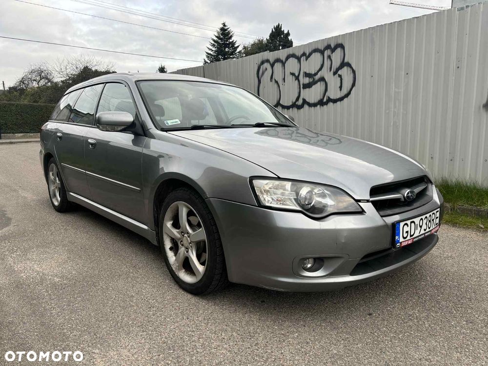Subaru Legacy SW 2.0i AT - 2