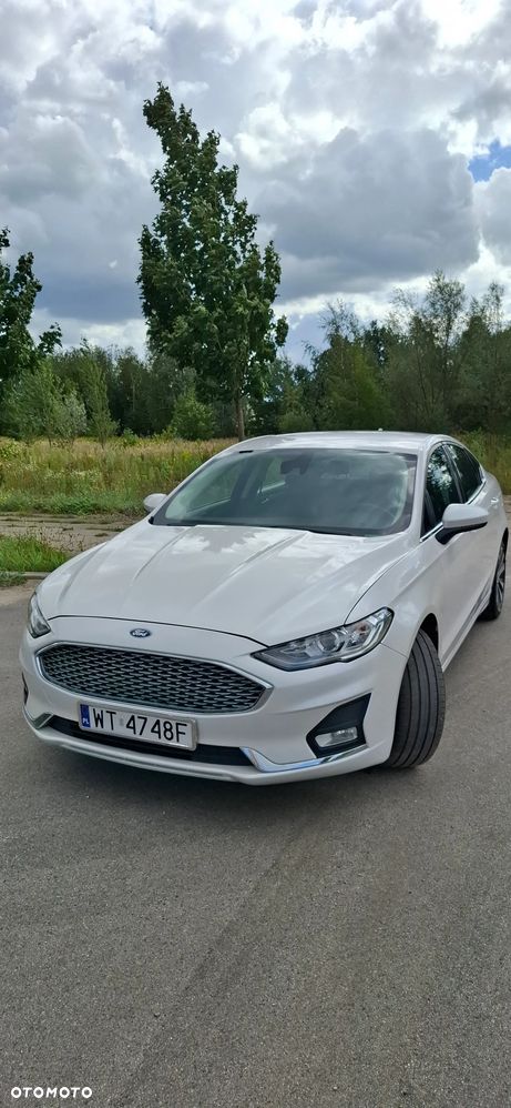Ford Fusion - 2