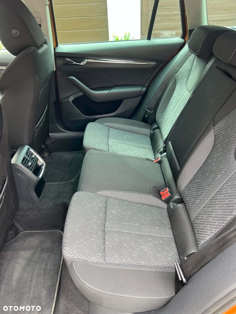 Skoda Octavia 2.0 TDI Style DSG - 19