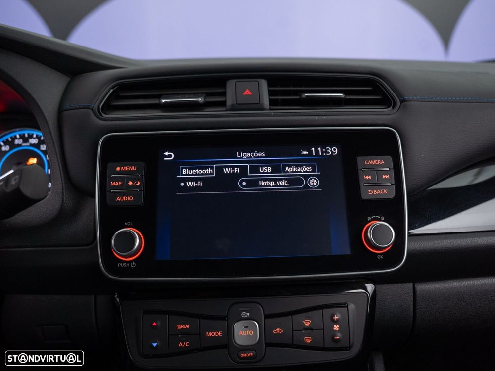Nissan Leaf N-Connecta - 32