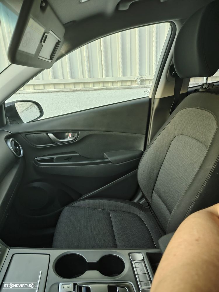Hyundai Kauai 64 kWh Premium+LED - 15