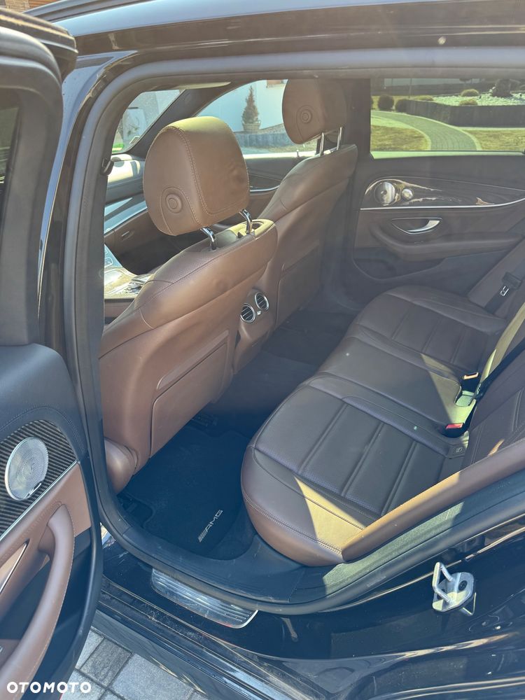 Mercedes-Benz Klasa E - 12