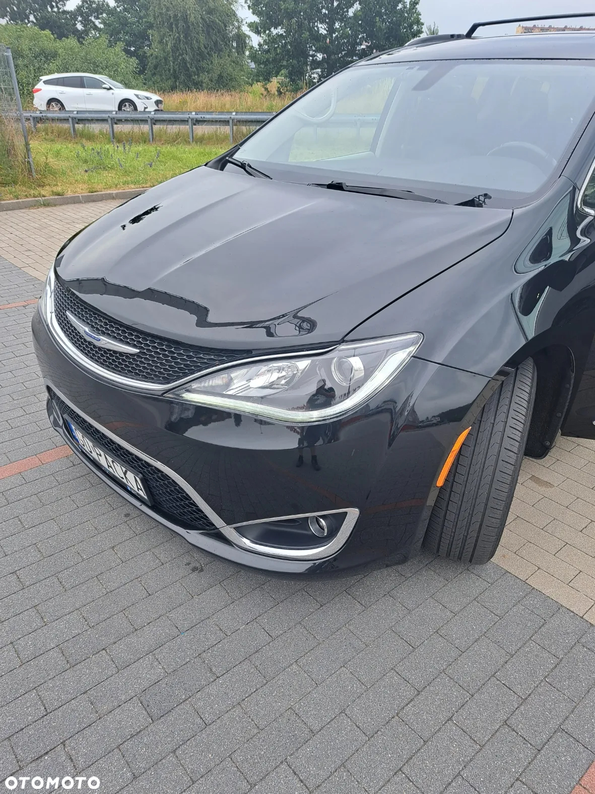 Chrysler Pacifica - 7