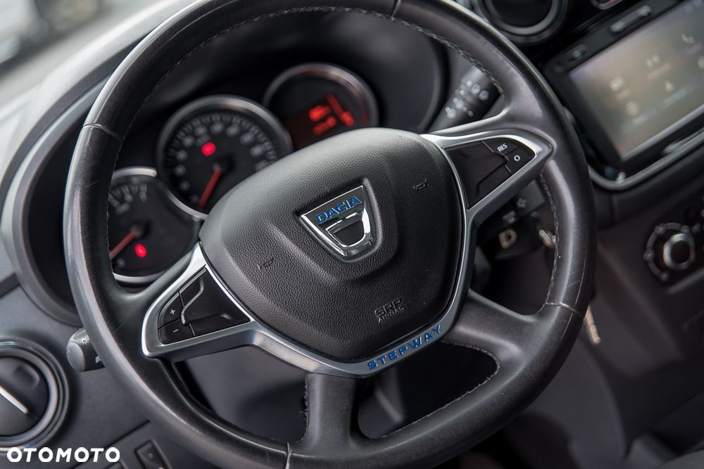 Dacia Dokker TCe 115 Stepway Celebration - 27