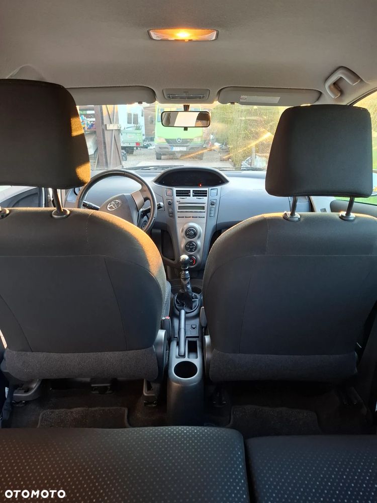 Toyota Yaris 1.33 Sol - 9
