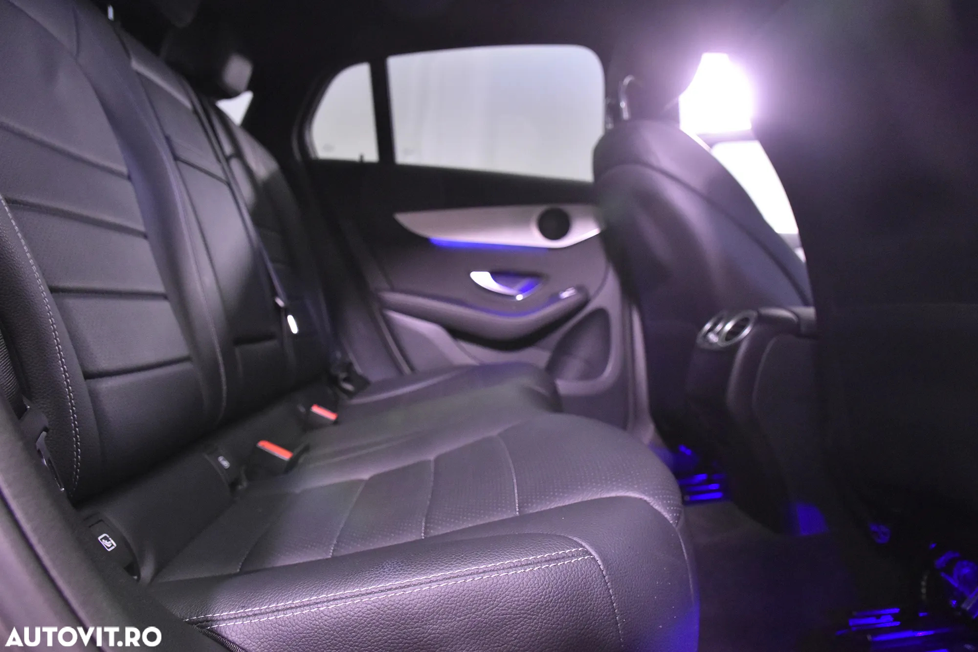 Mercedes-Benz GLC Coupe 200 d - 12