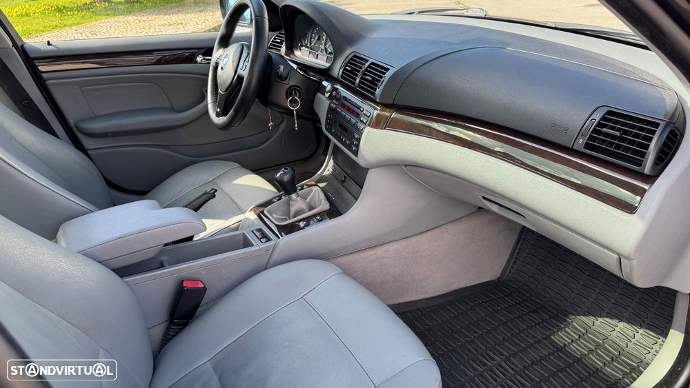 BMW 320 d Sport - 11