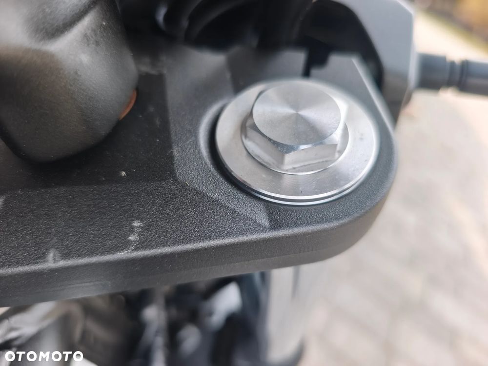 Yamaha XJ - 26