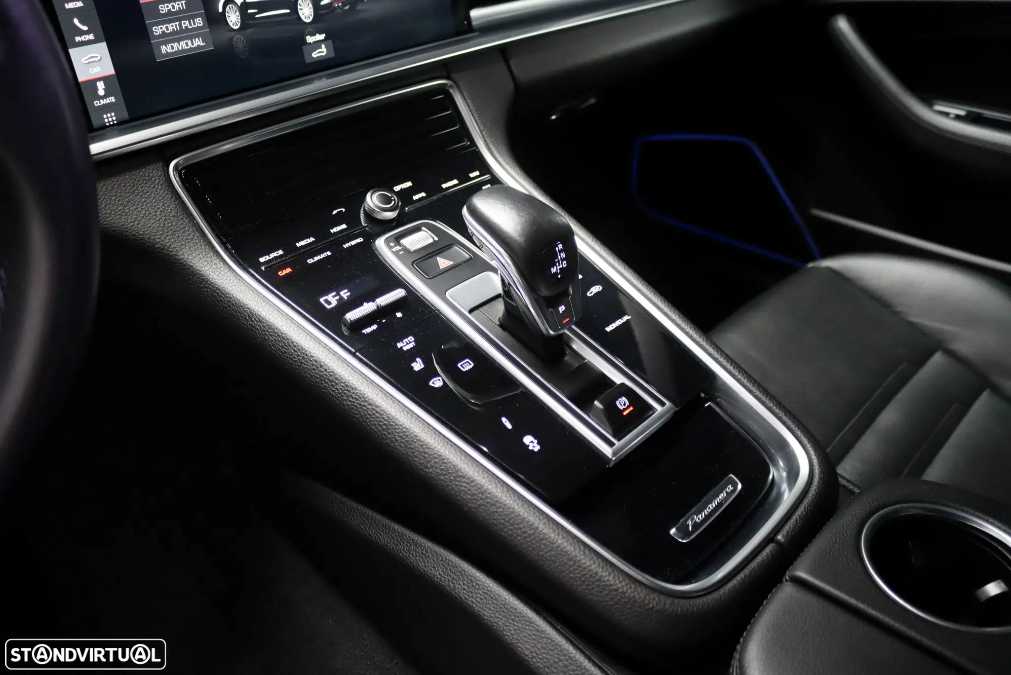 Porsche Panamera 4 E-Hybrid - 23