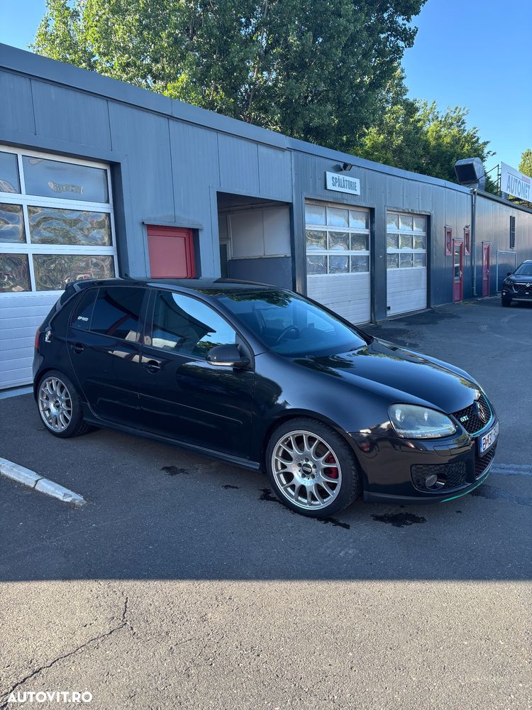 Volkswagen Golf 2.0 FSI GTI - 17