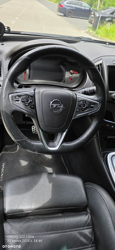Opel Insignia CT 2.0 CDTI 4x4 - 12