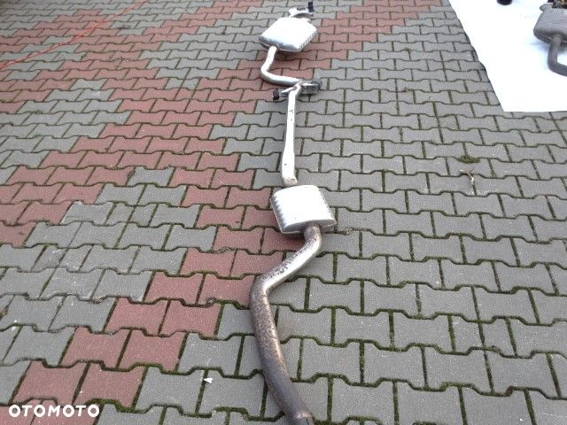 BMW 3 E90 E91 N47 316d 318d 320d Tłumik Wydech Katalizator Komplet Oryginał Środkowy Tylny  7793620  7793237 - 3