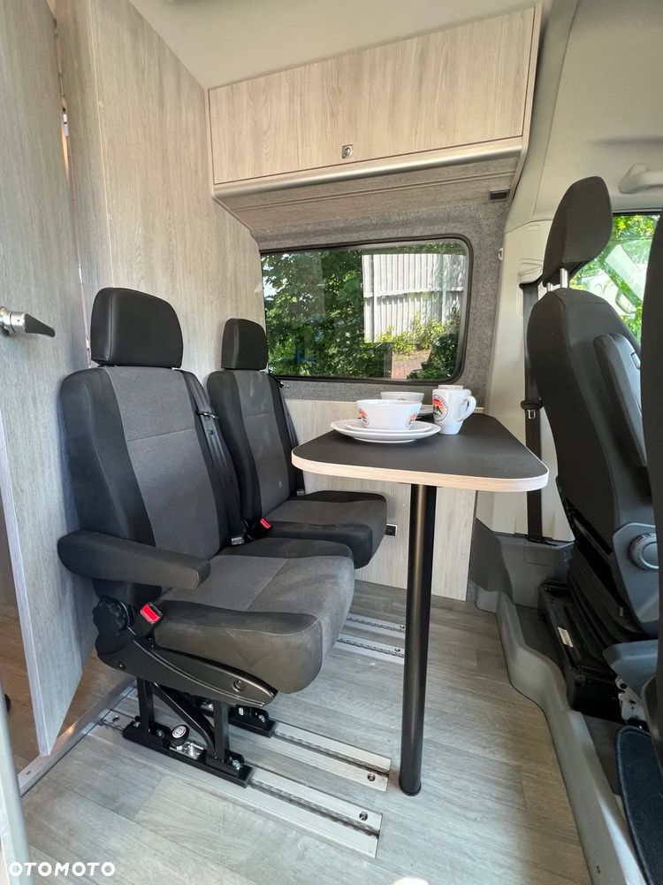 Volkswagen Crafter - 17