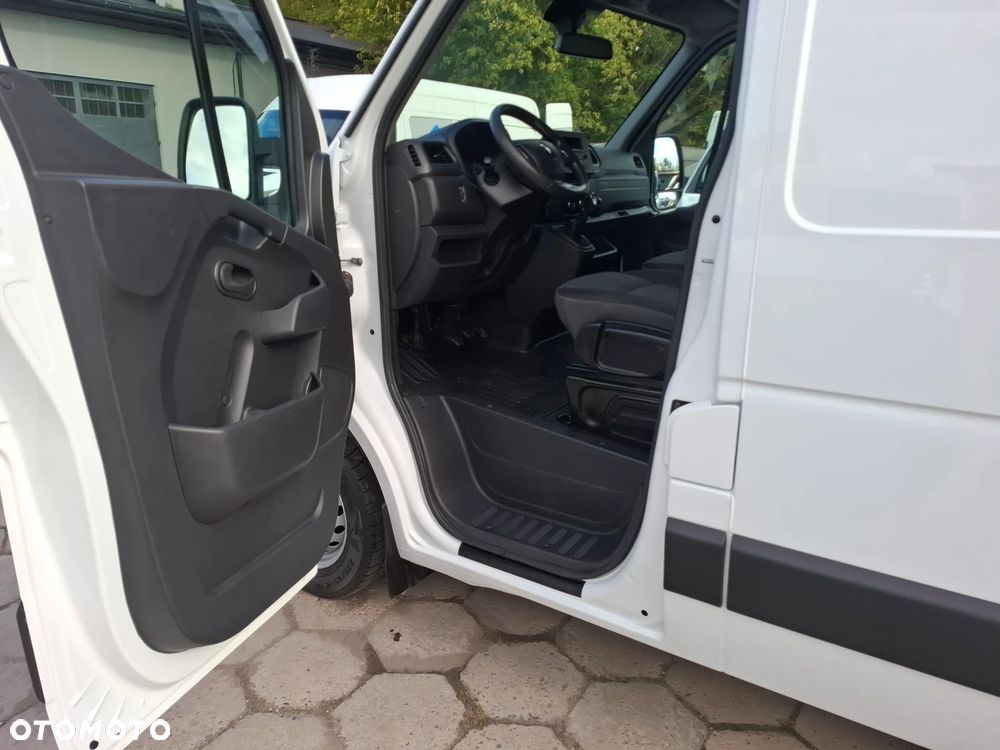 Renault Master 2020 2.3DCI 135KM L2H2 ŚREDNIAK - 16
