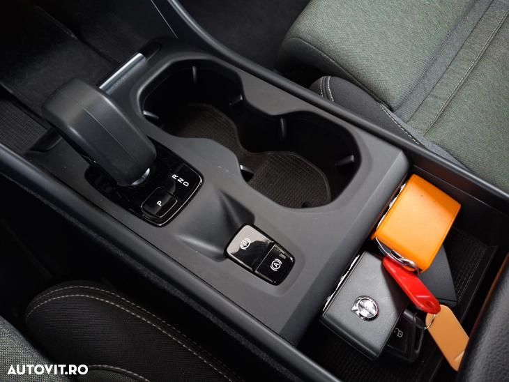 Volvo XC 40 T4 Recharge DKG Plus Dark - 27