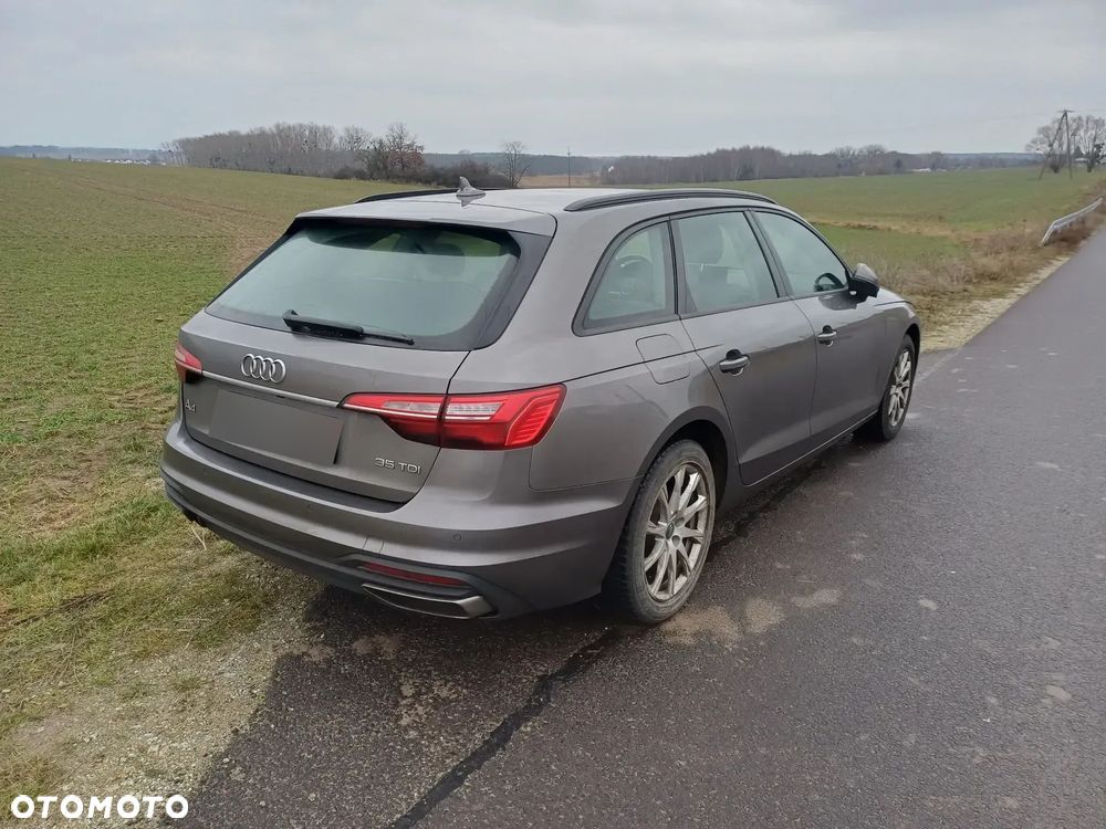 Audi A4 Avant 35 TDI mHEV Advanced S tronic - 4