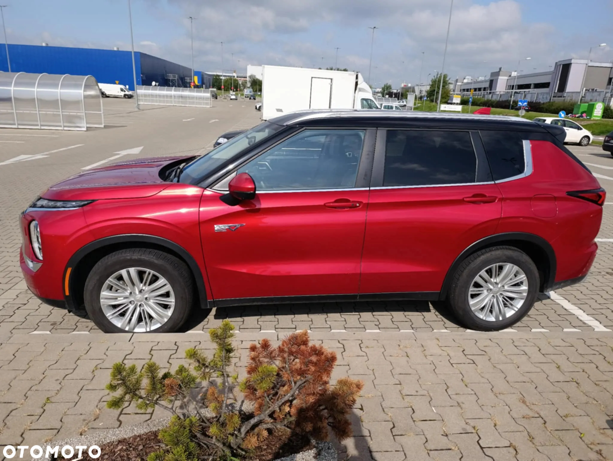 Mitsubishi Outlander 2.4 4WD Plug-In Hybrid Plus - 4