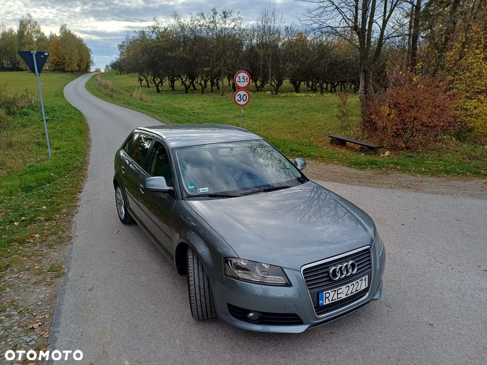 Audi A3 Sportback - 8