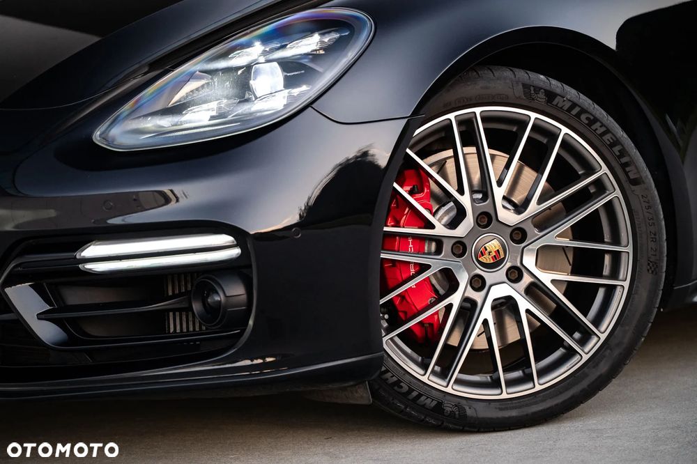 Porsche Panamera GTS - 10