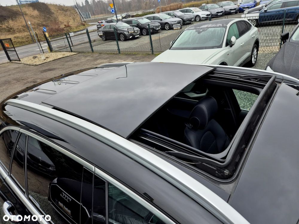 Mercedes-Benz GLC - 32