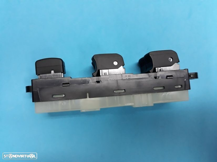 Comando interruptor botão dos vidros Nissan Qashqai  / Navara D40  NOVO - 2