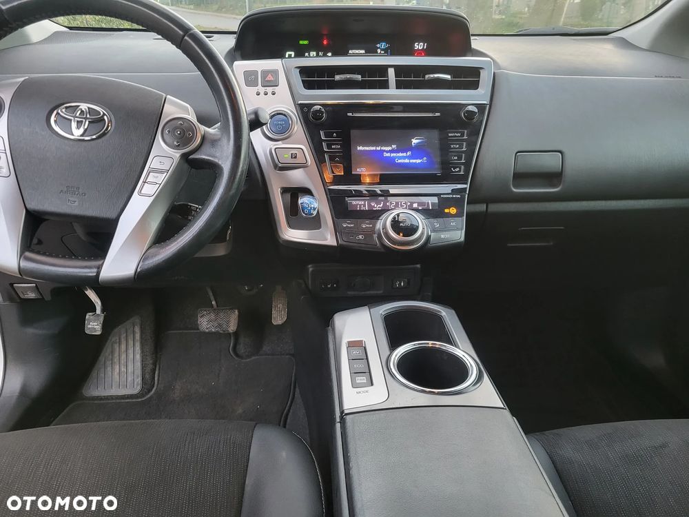 Toyota Prius+ - 13