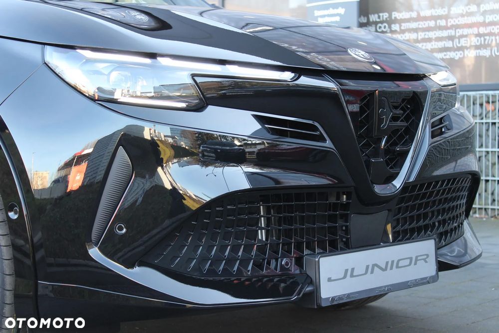 Alfa Romeo Junior 1.2 mHEV Ibrida Intensa Q4 eDCT - 7