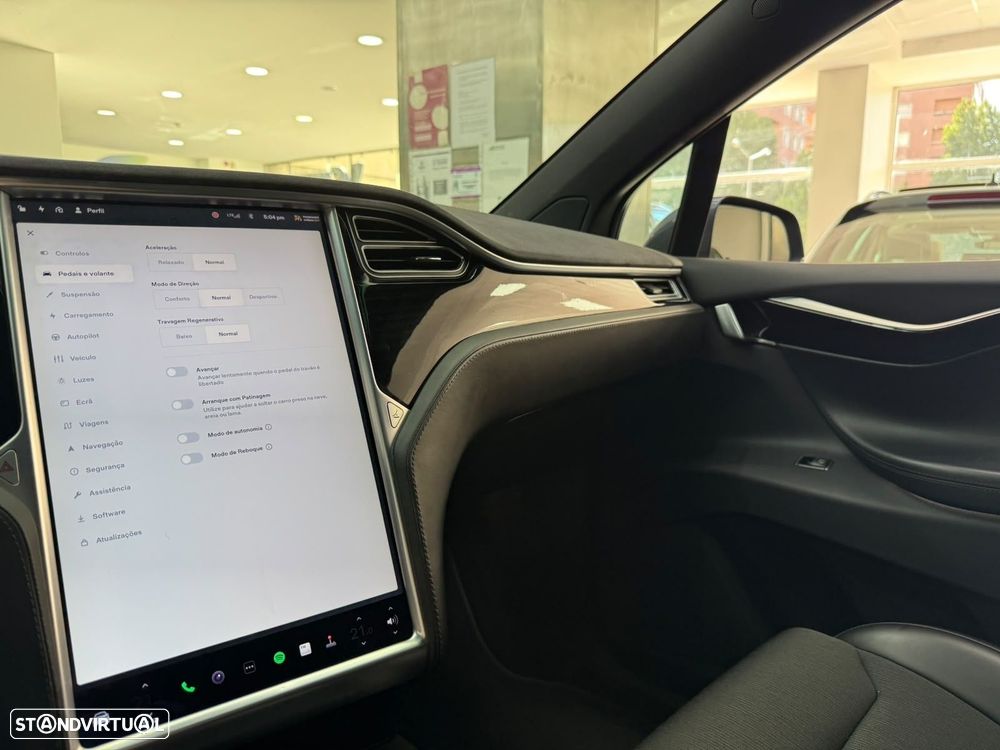 Tesla Model X 100D - 30