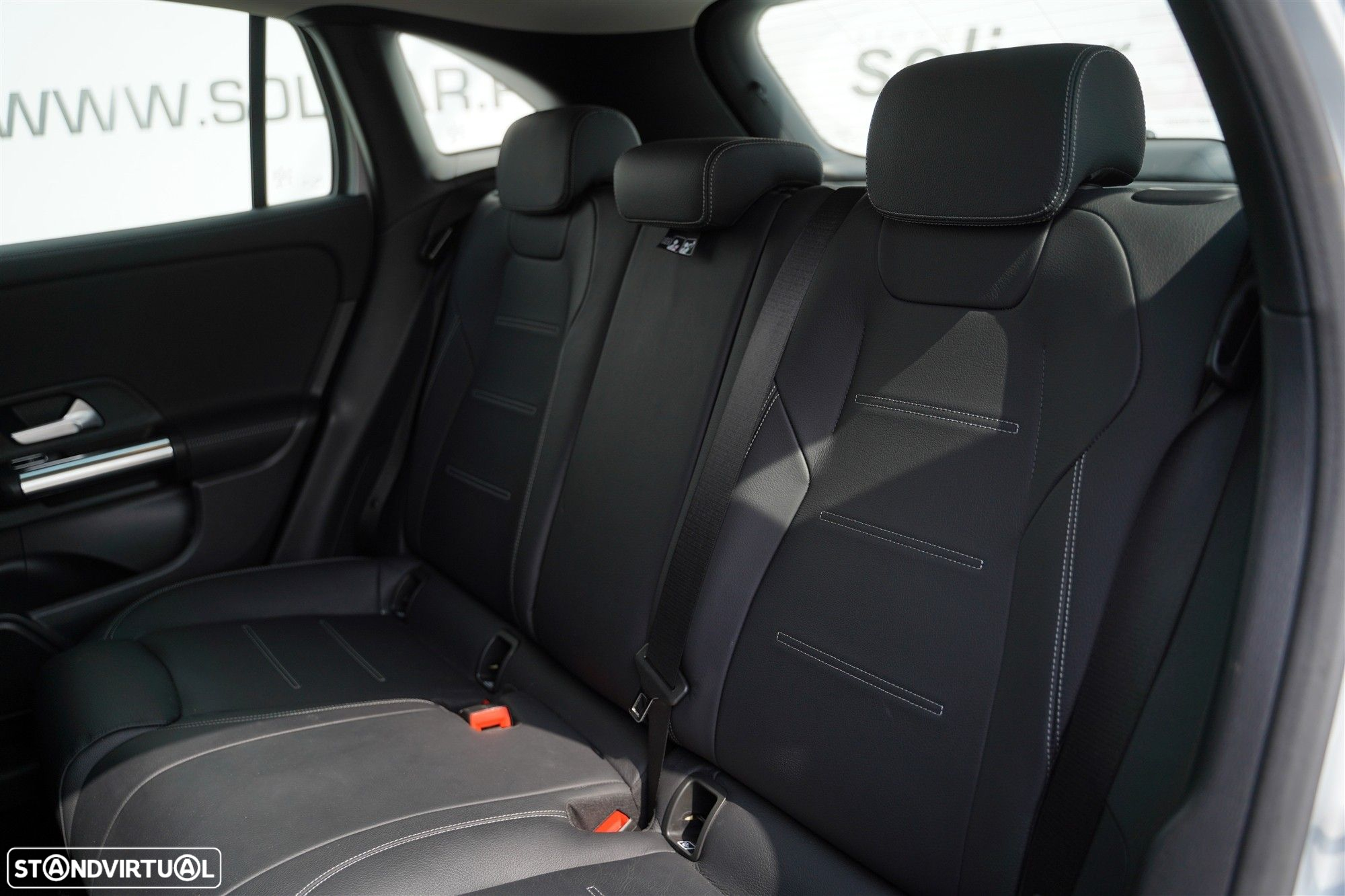 Mercedes-Benz GLA 250 e AMG Line - 13