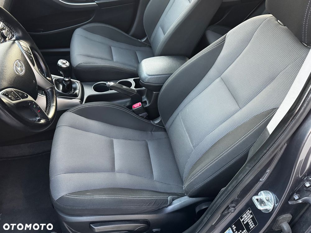 Hyundai i30 1.4 Passion Plus - 38